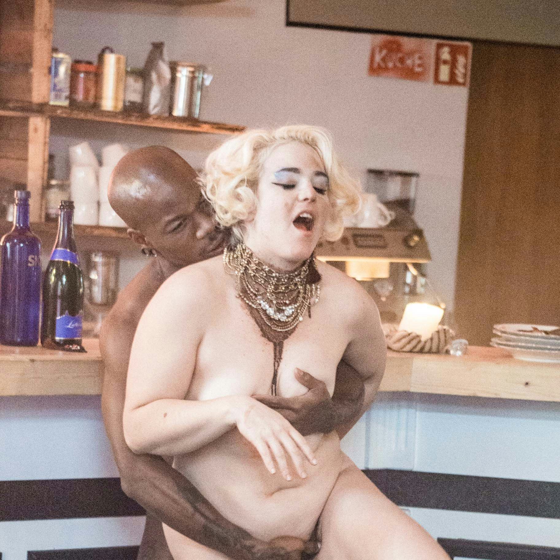 Poppy Cox porn photos Poppy Cox porn photos