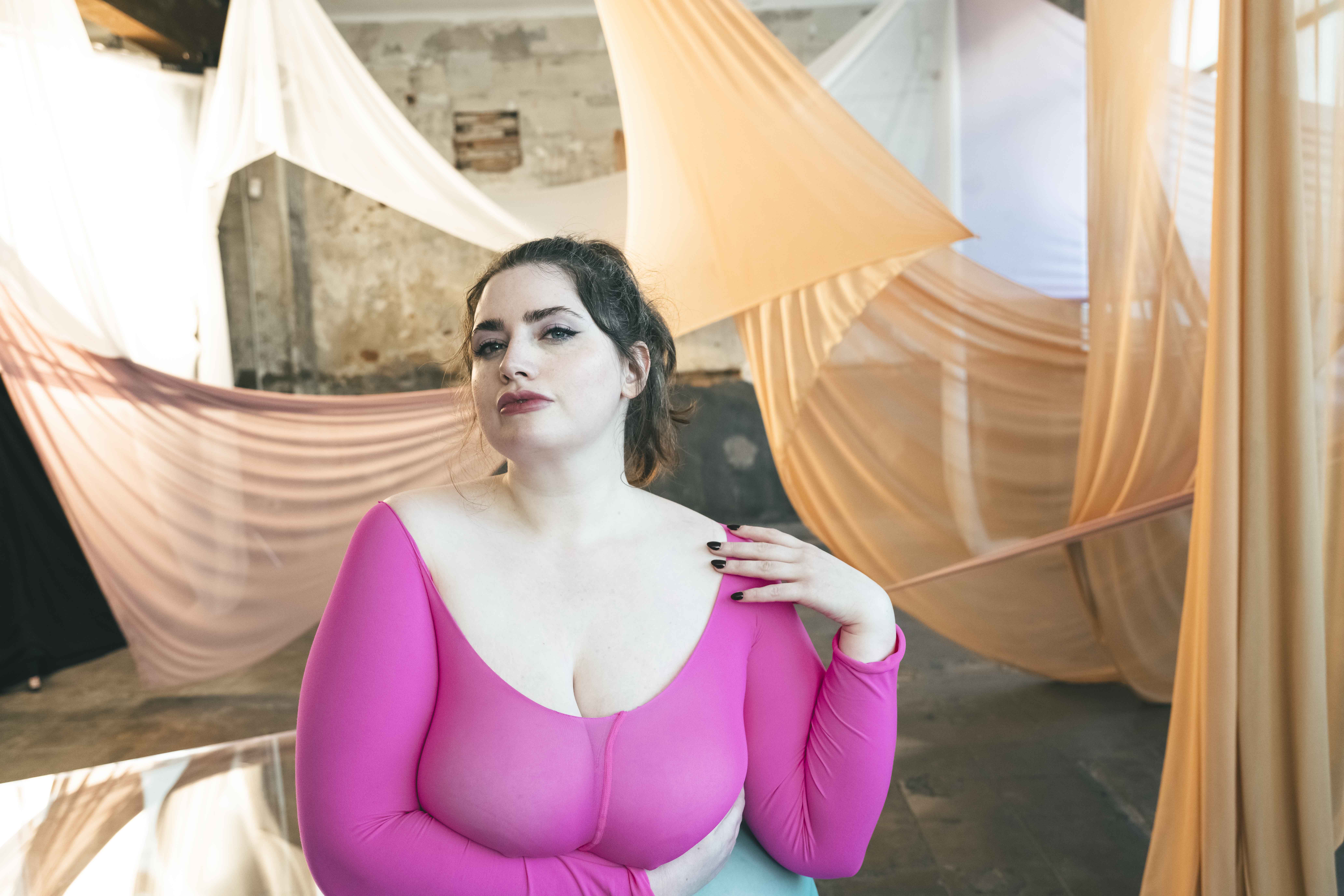 Bunny Harper porn photos