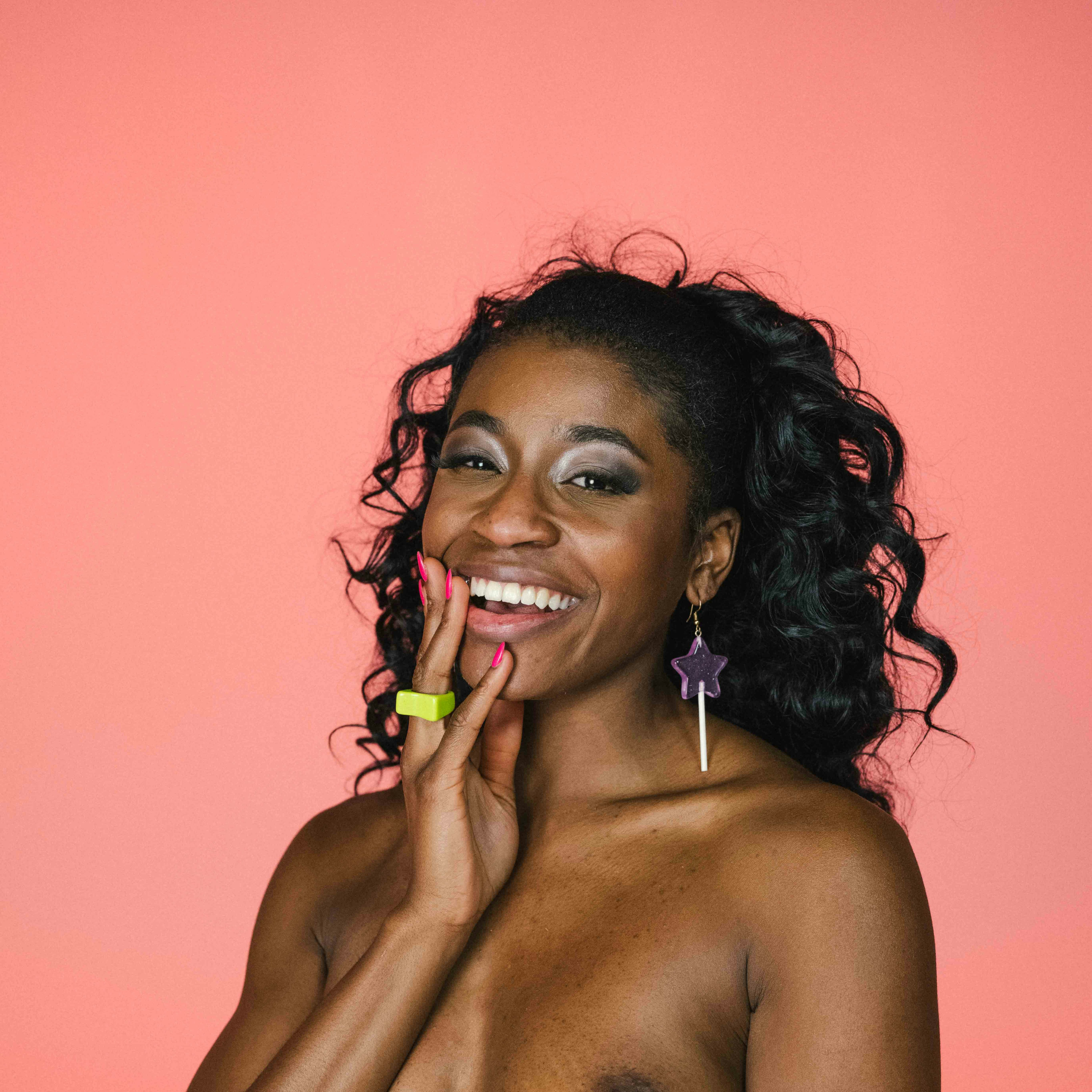 Nicole Kitt porn photos Nicole Kitt porn photos