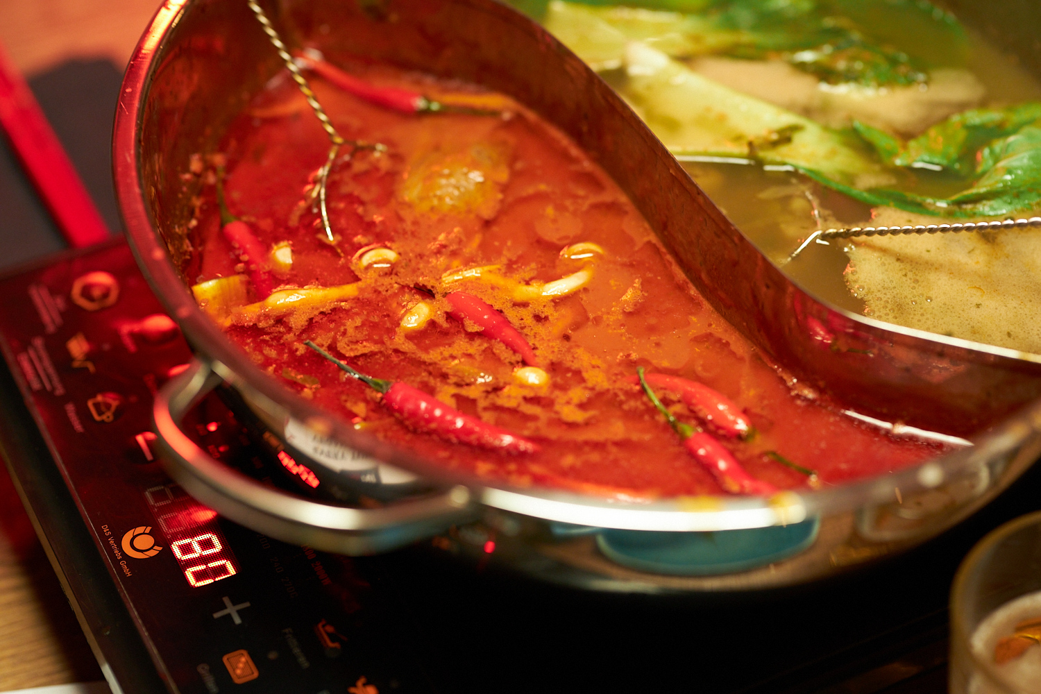 Hot Pot 3 Way porn photos