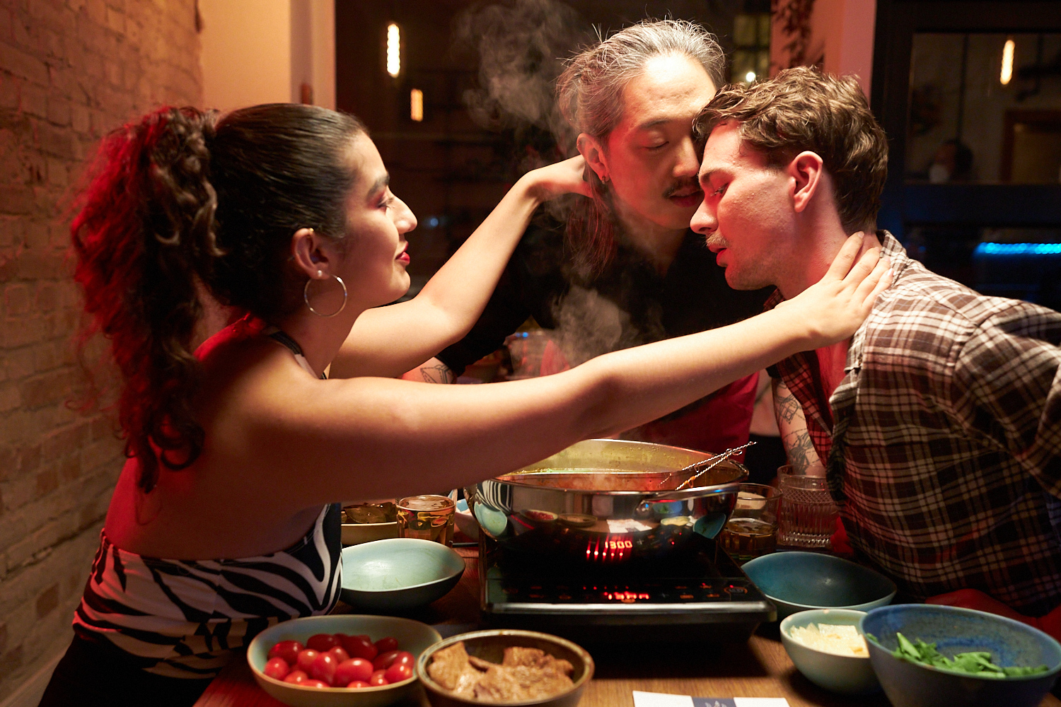 Hot Pot 3 Way porn photos