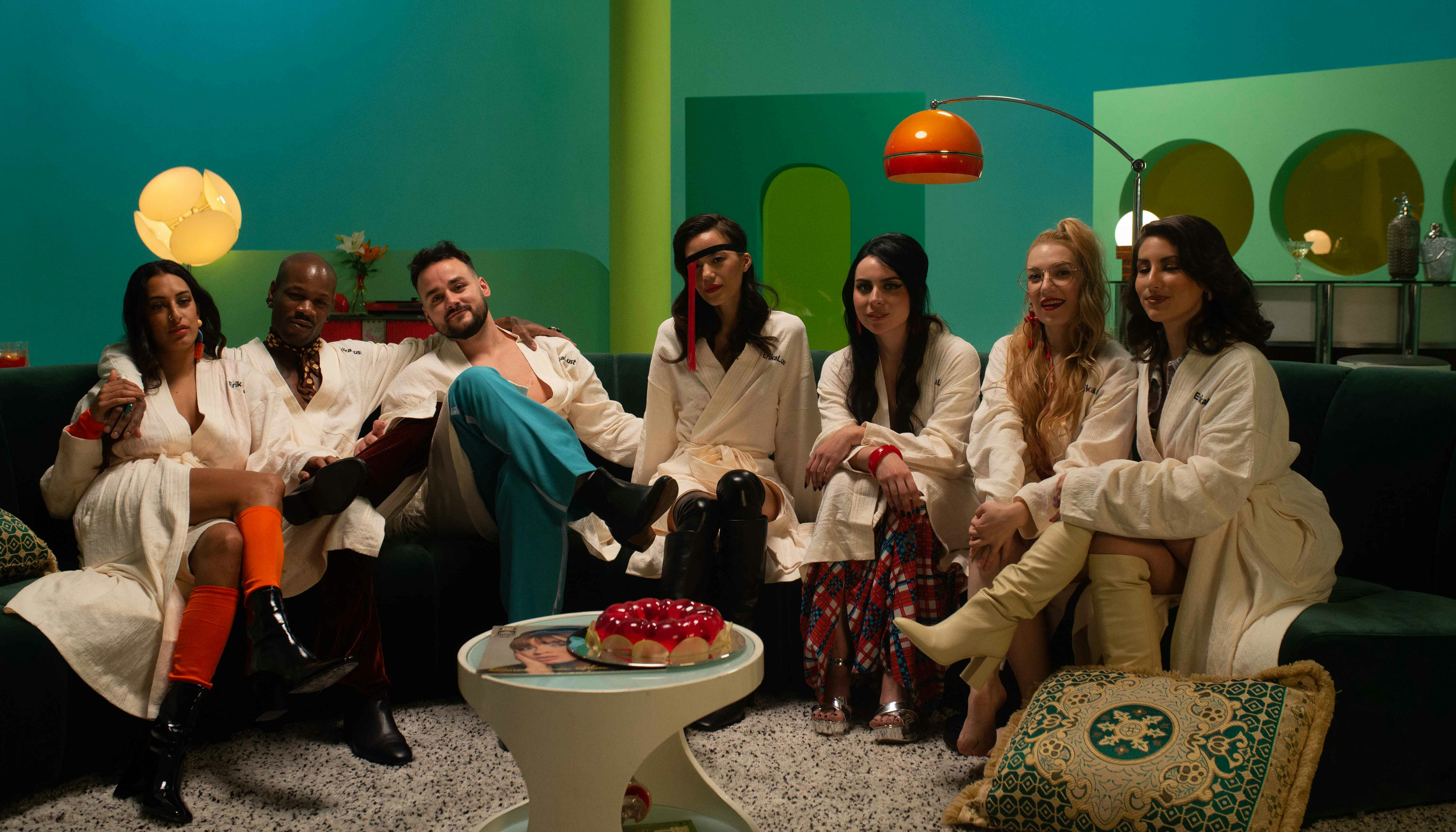 Extra content Extra content