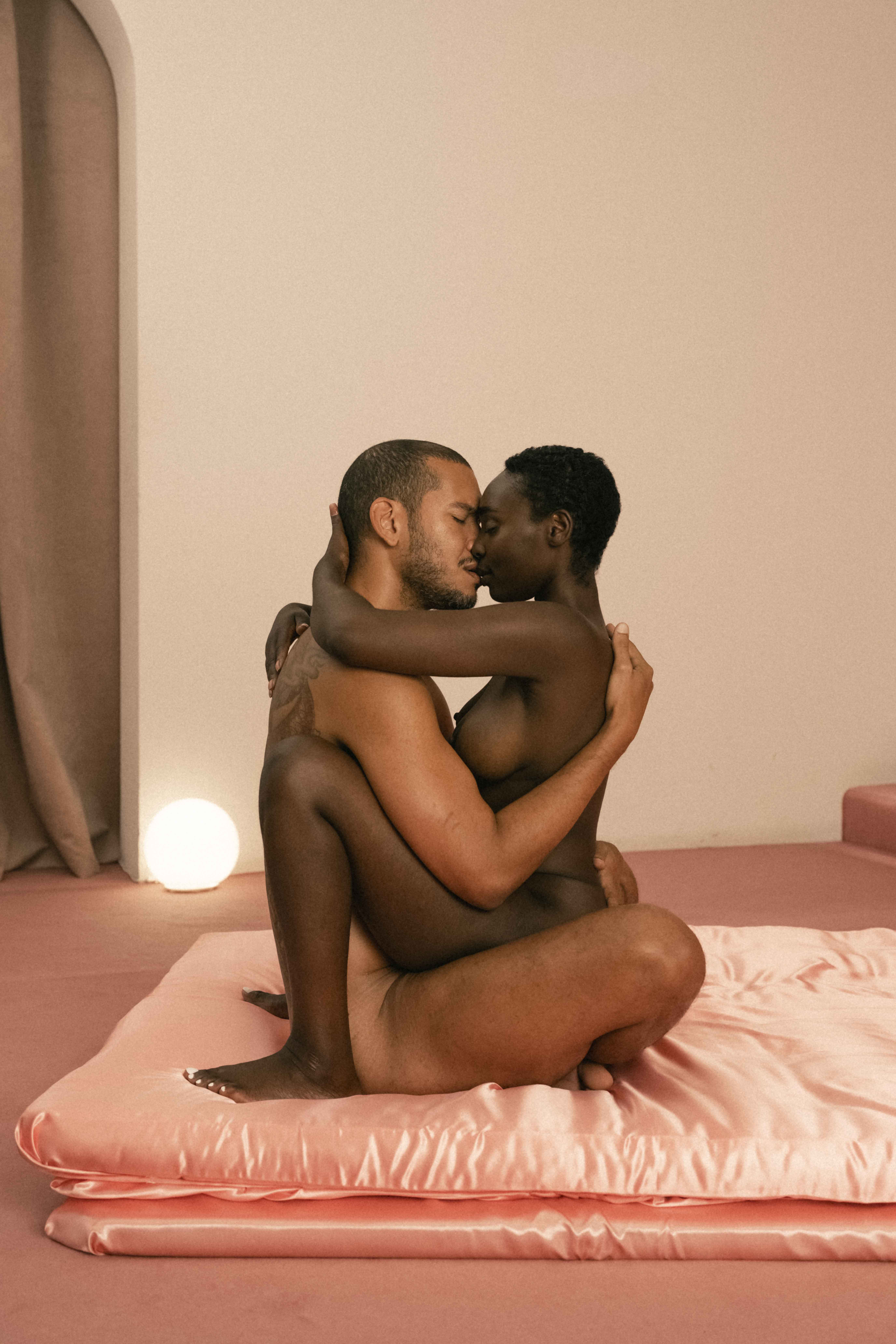 Tantra Lovers porn photos