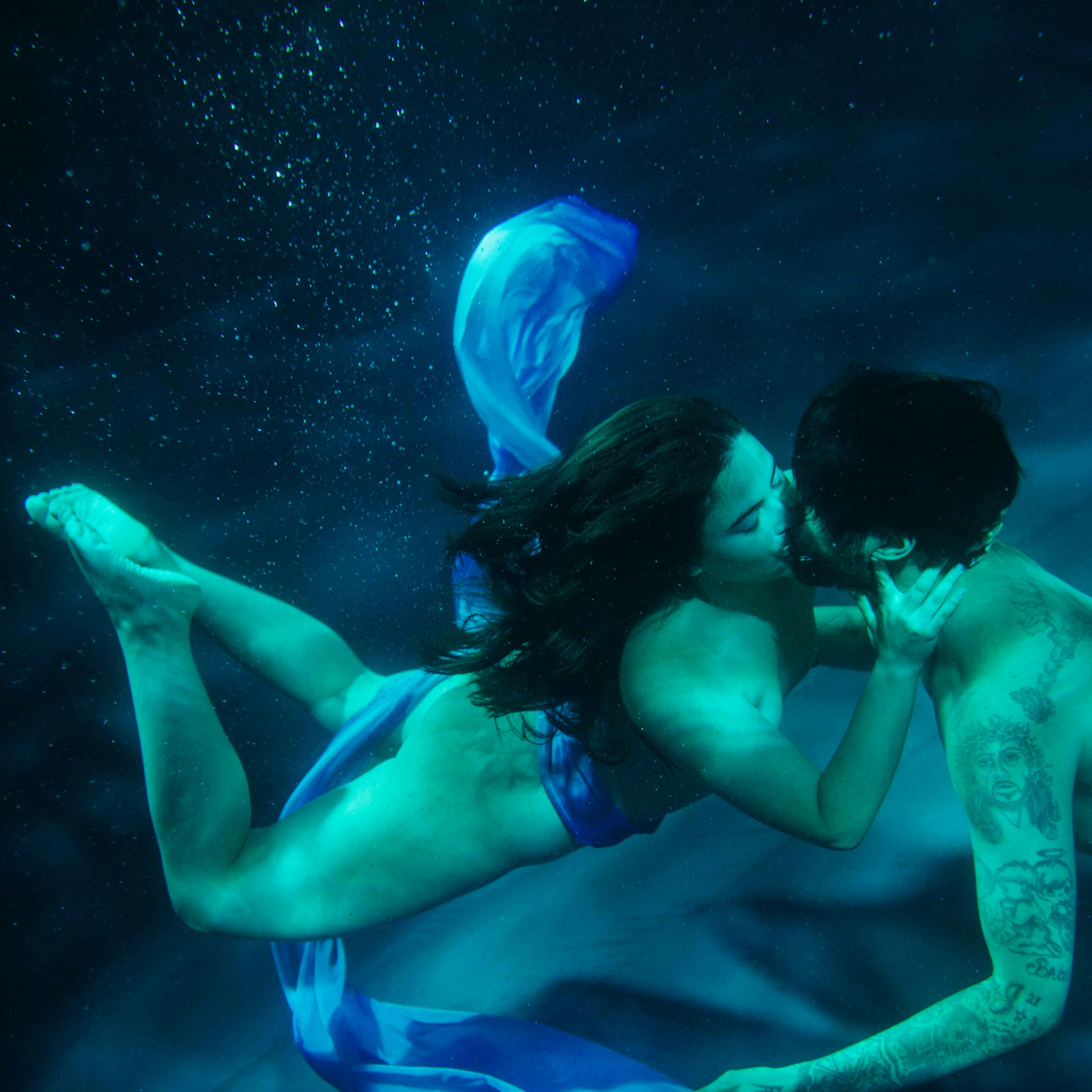 Edi Santos porn photos Edi Santos porn photos