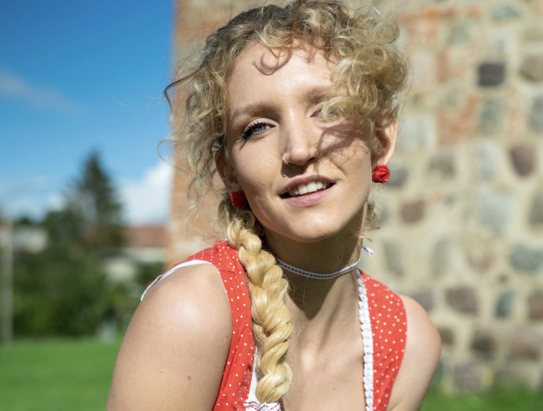 Serafina Sky porn photos