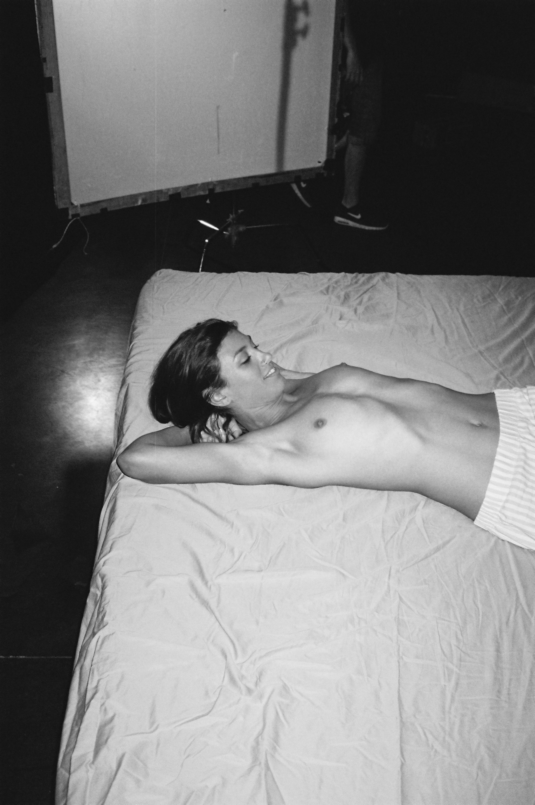 Somos Solo Cuerpos porn photos