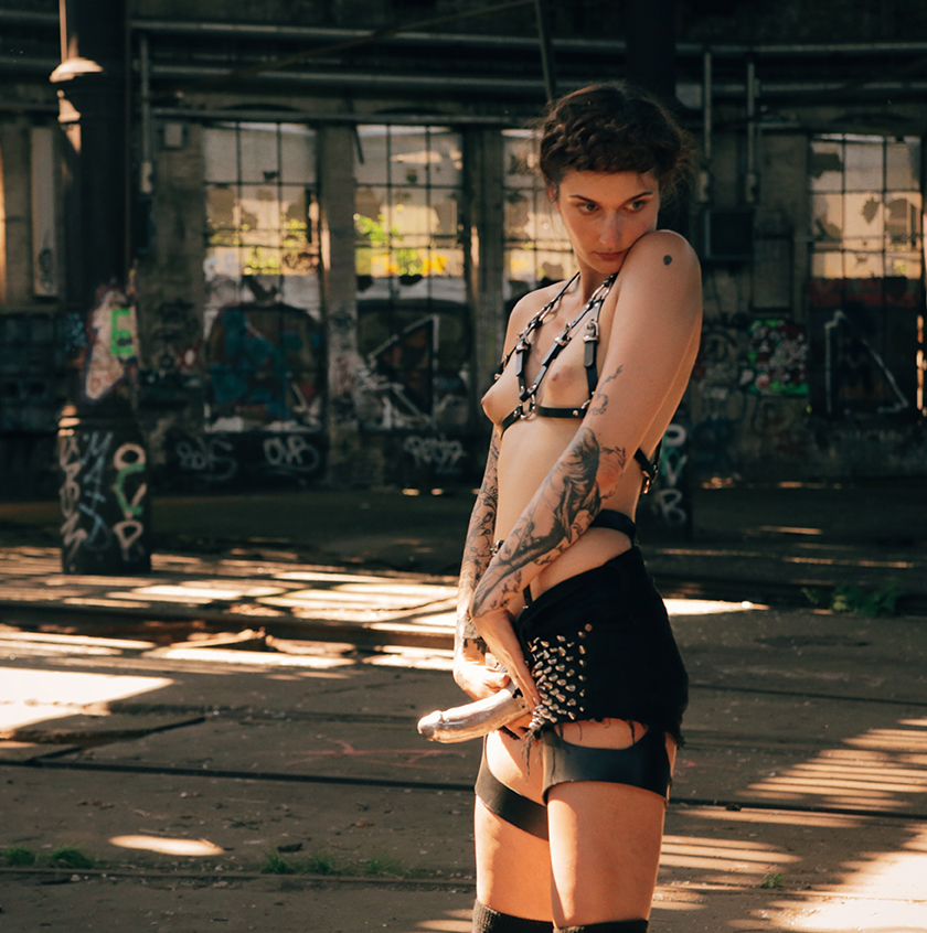 The Bitchhiker porn photos