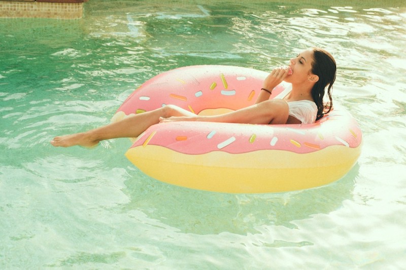 Ibiza Splash Crush porn photos