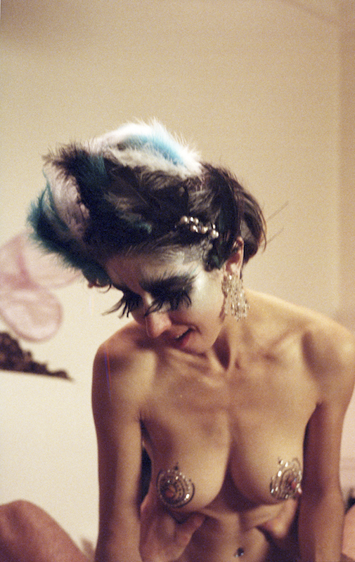 Carnival Hustlers porn photos