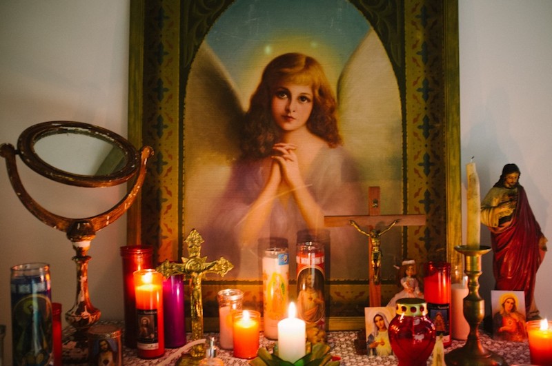 El Que No Ama No Conoce a Dios porn photos