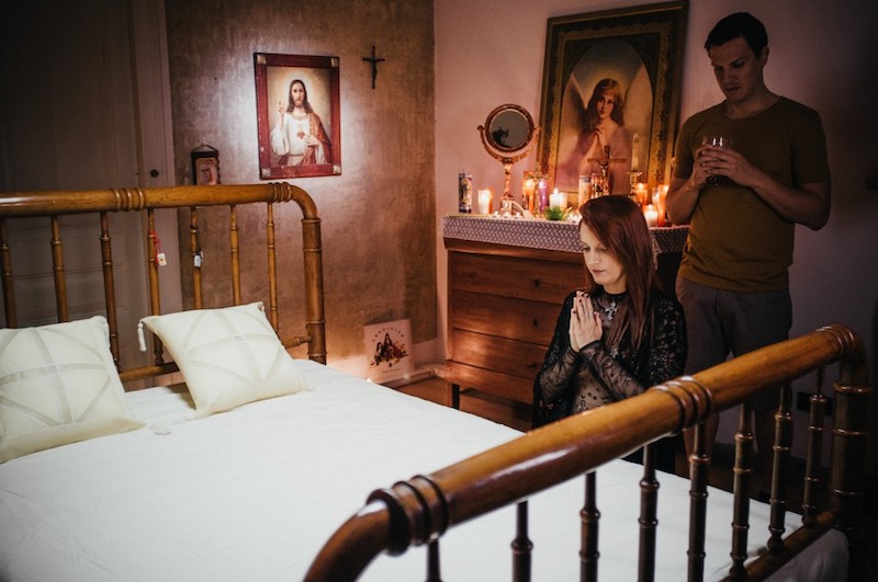 El Que No Ama No Conoce a Dios porn photos