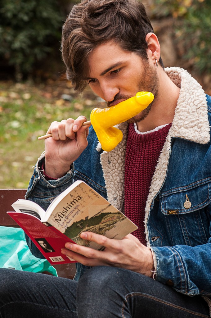 A Blowjob Is Always a Great Last-Minute Gift Idea porn photos