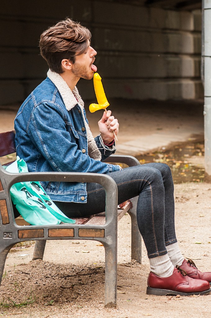 A Blowjob Is Always a Great Last-Minute Gift Idea porn photos