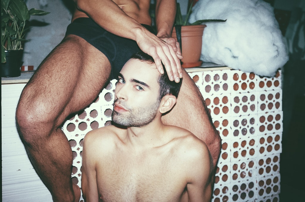 Ian Grey porn photos