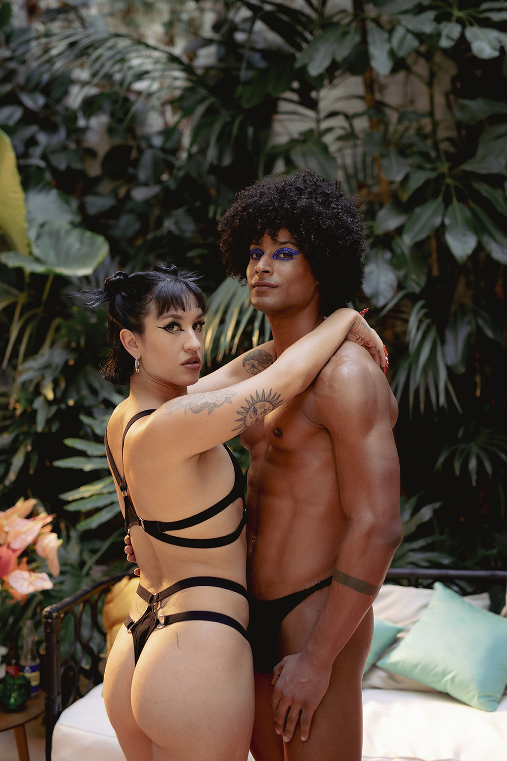 Holy Mami porn photos