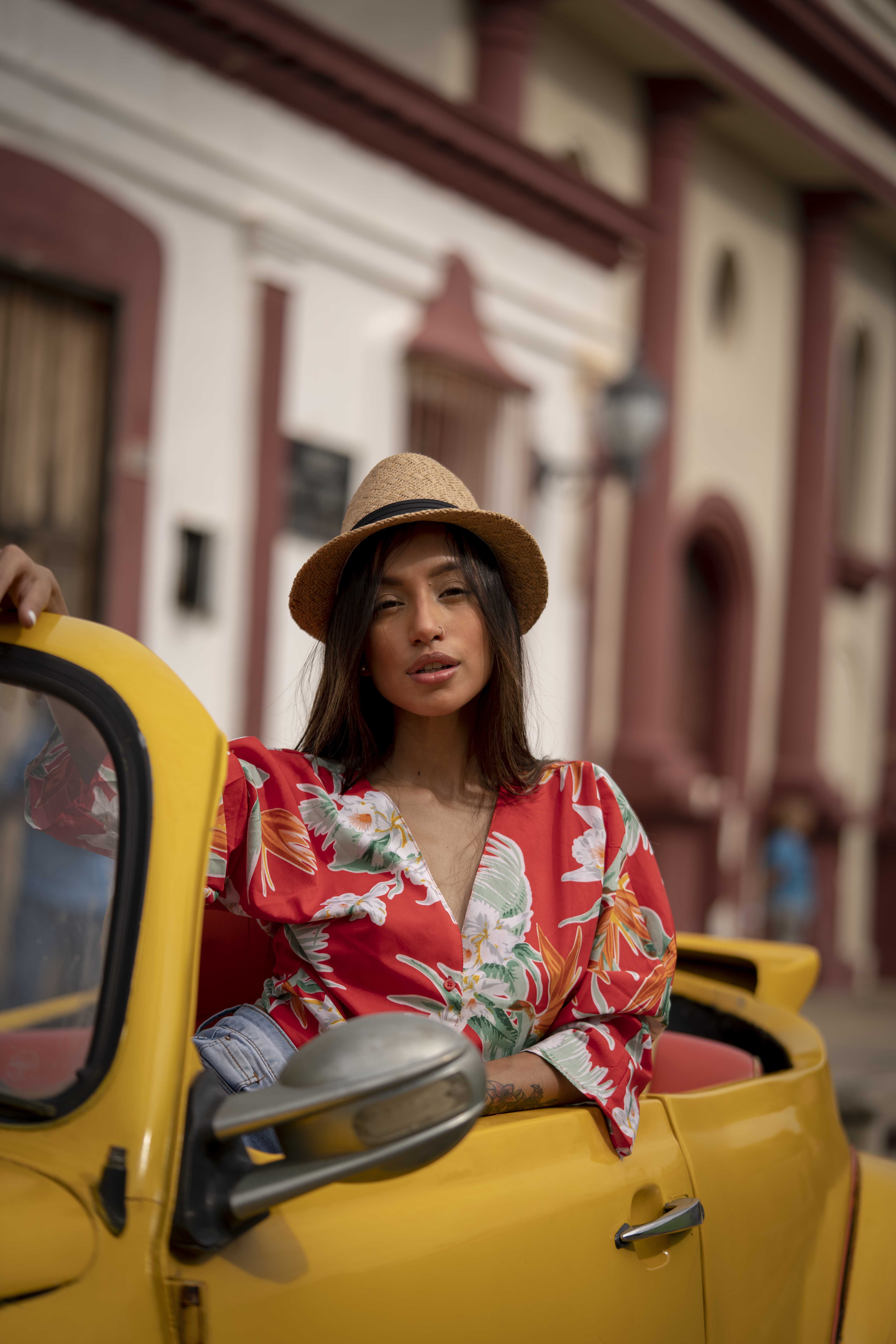 Daniela Escalona & Manuel Melinkoff porn photos