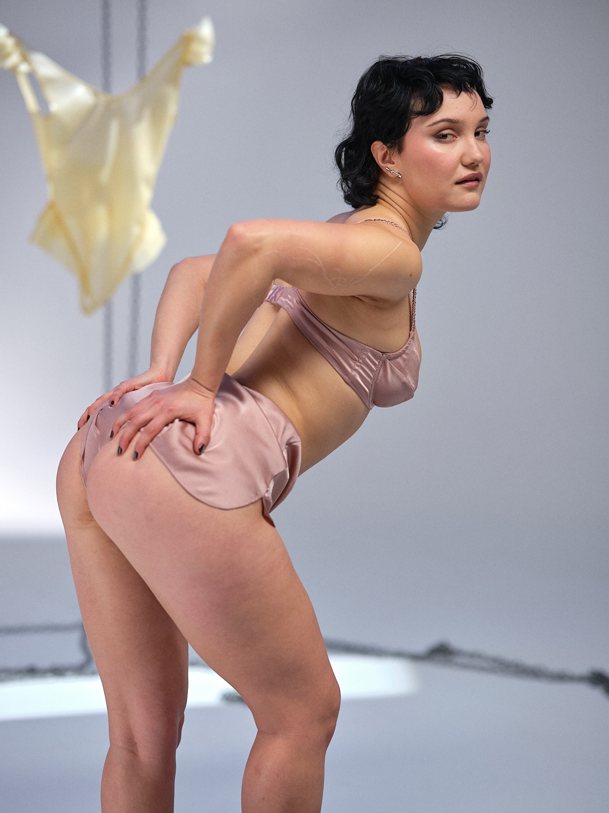 Hannah Holy porn photos