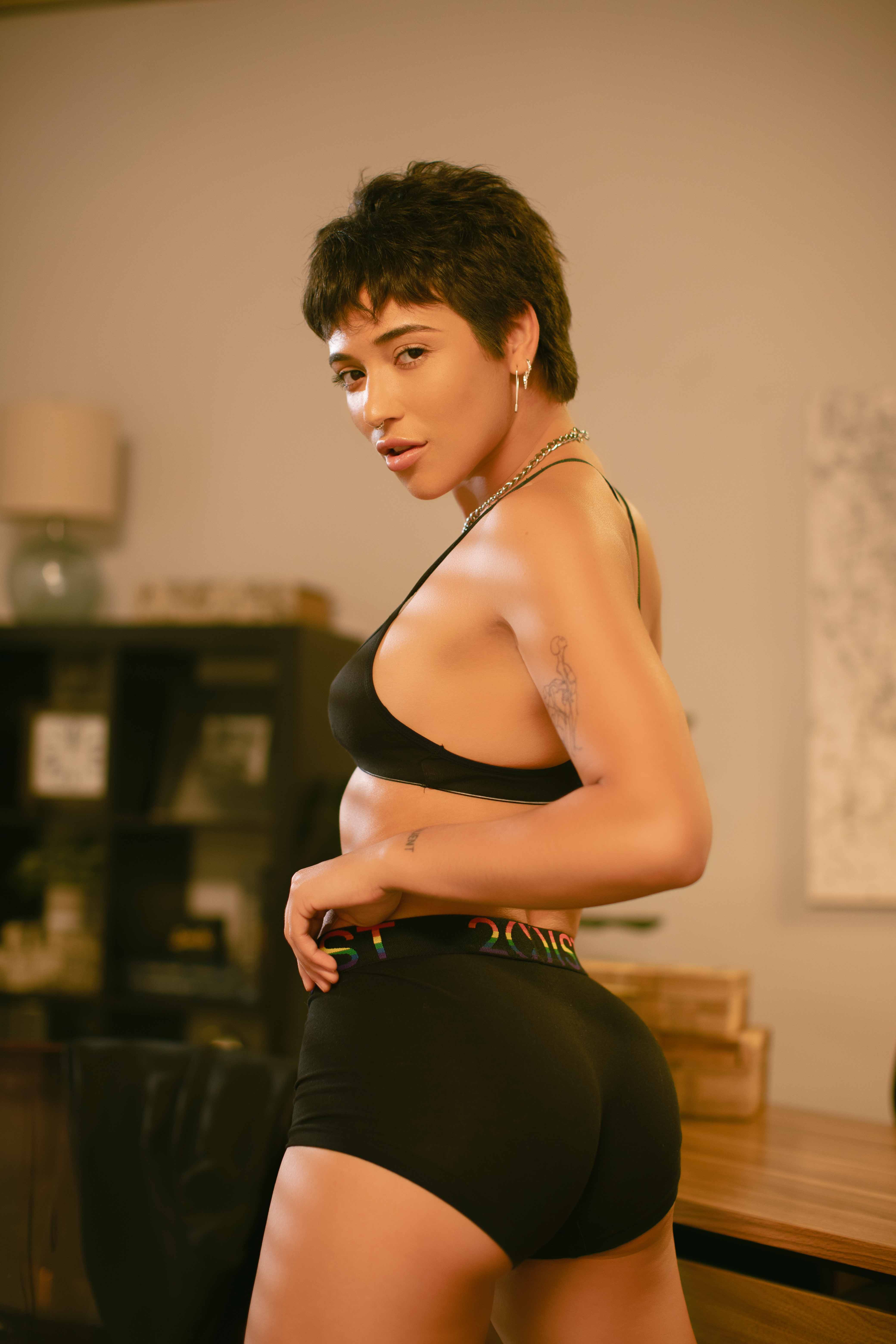 Brooklyn Gray porn photos