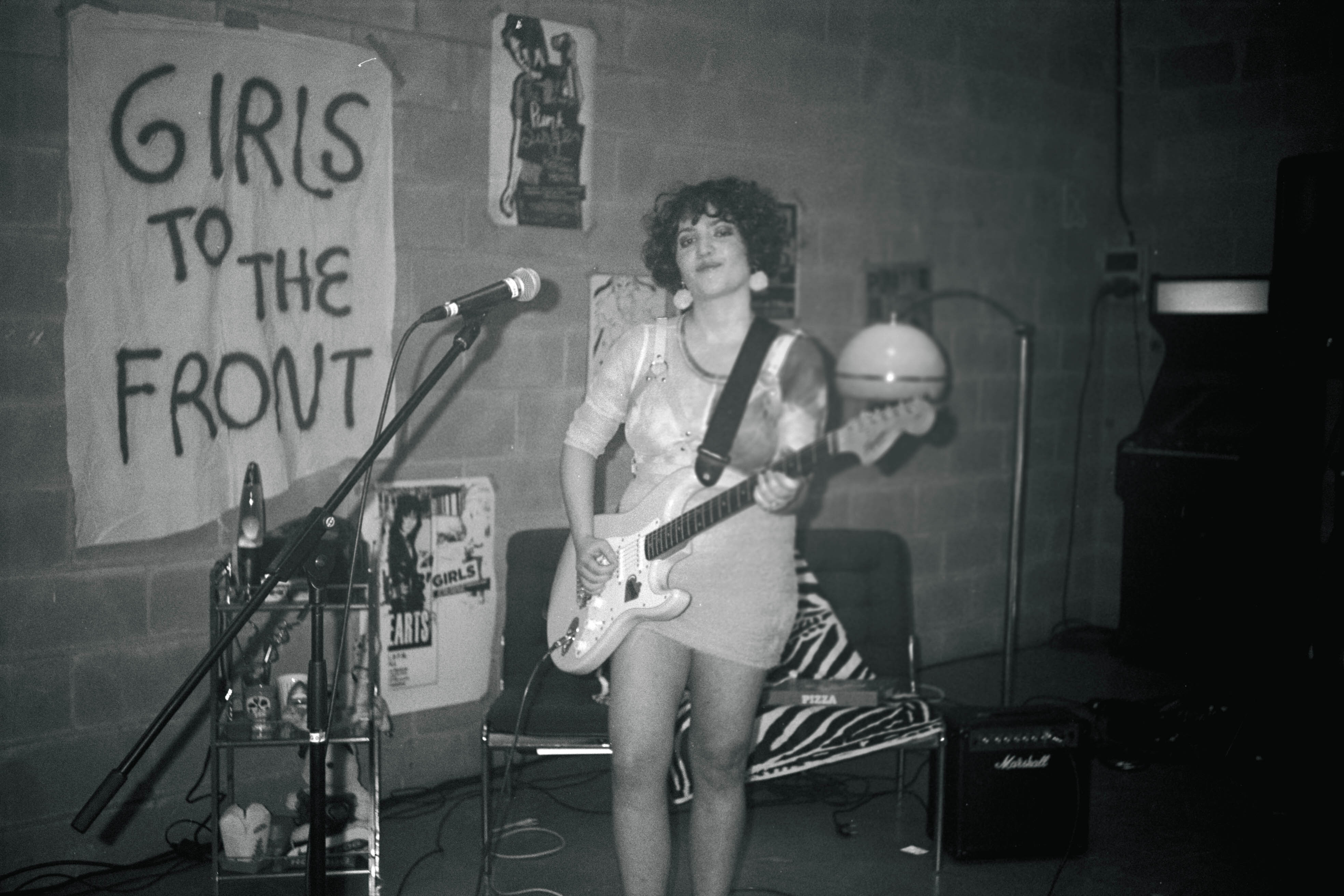 Girl Gang porn photos