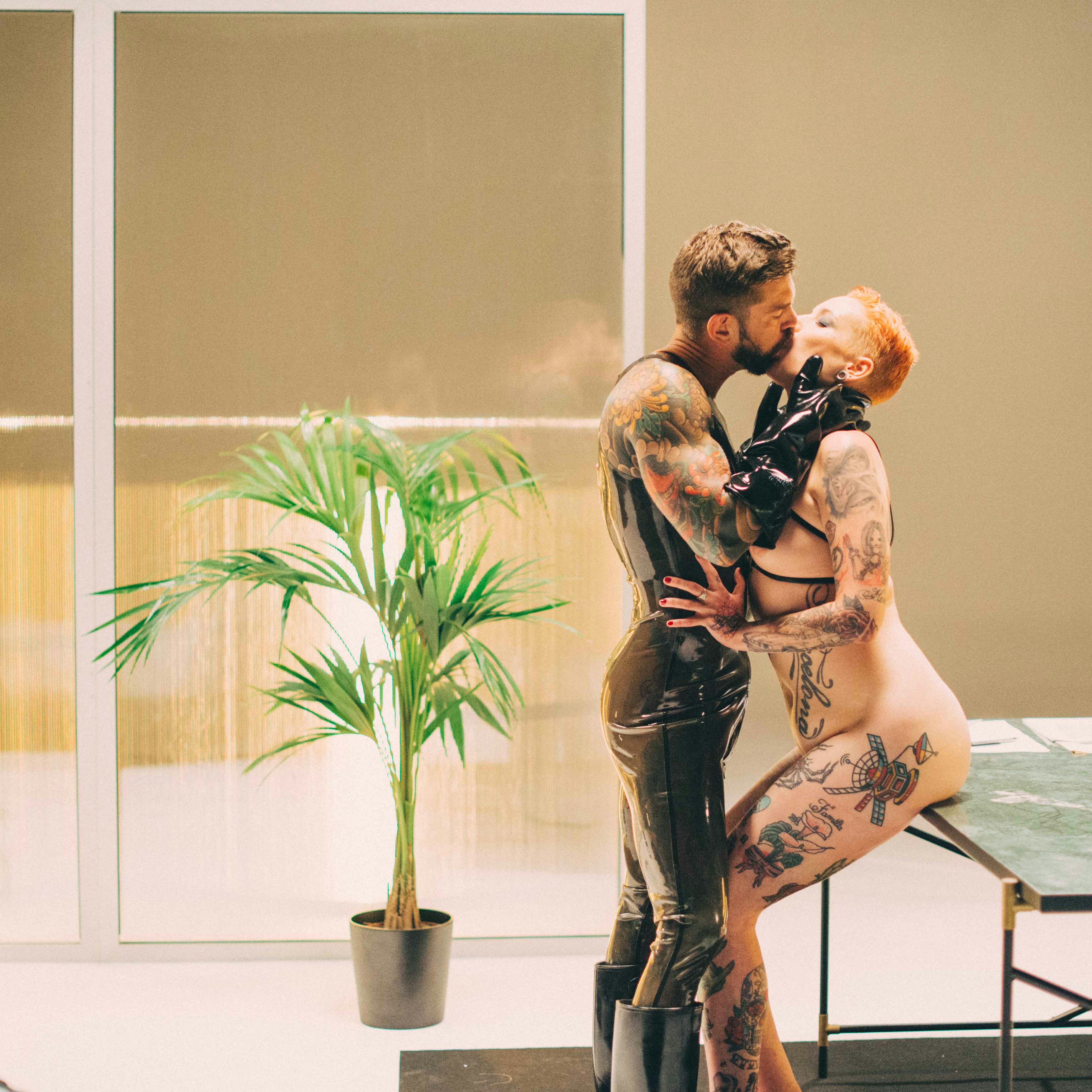 Rubber Feel porn photos Rubber Feel porn photos