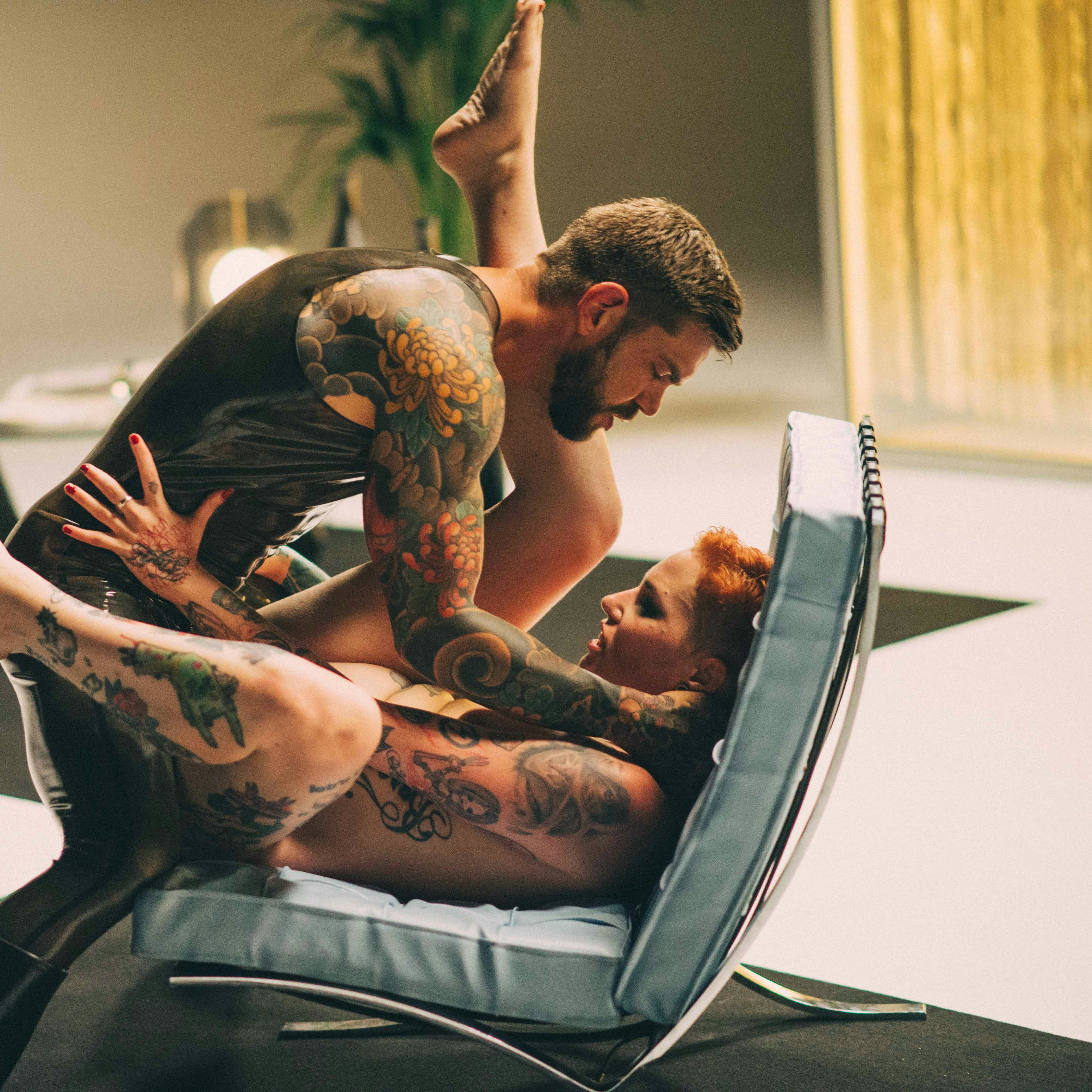 Rubber Feel porn photos Rubber Feel porn photos