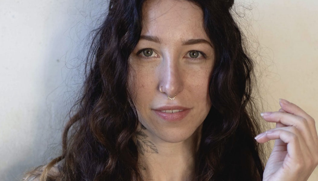 Interview: Esluna Interview: Esluna