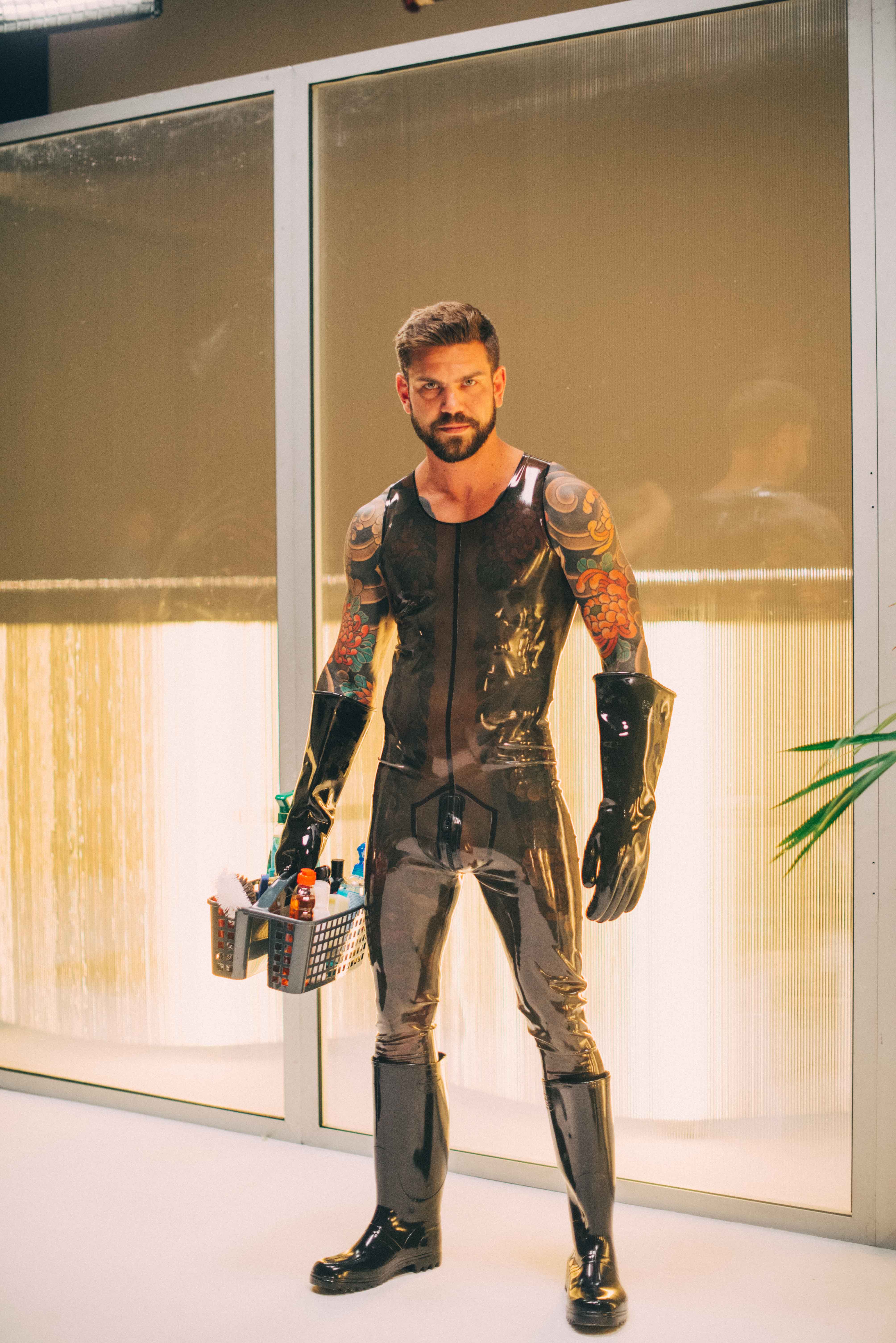 Juan Lucho porn photos