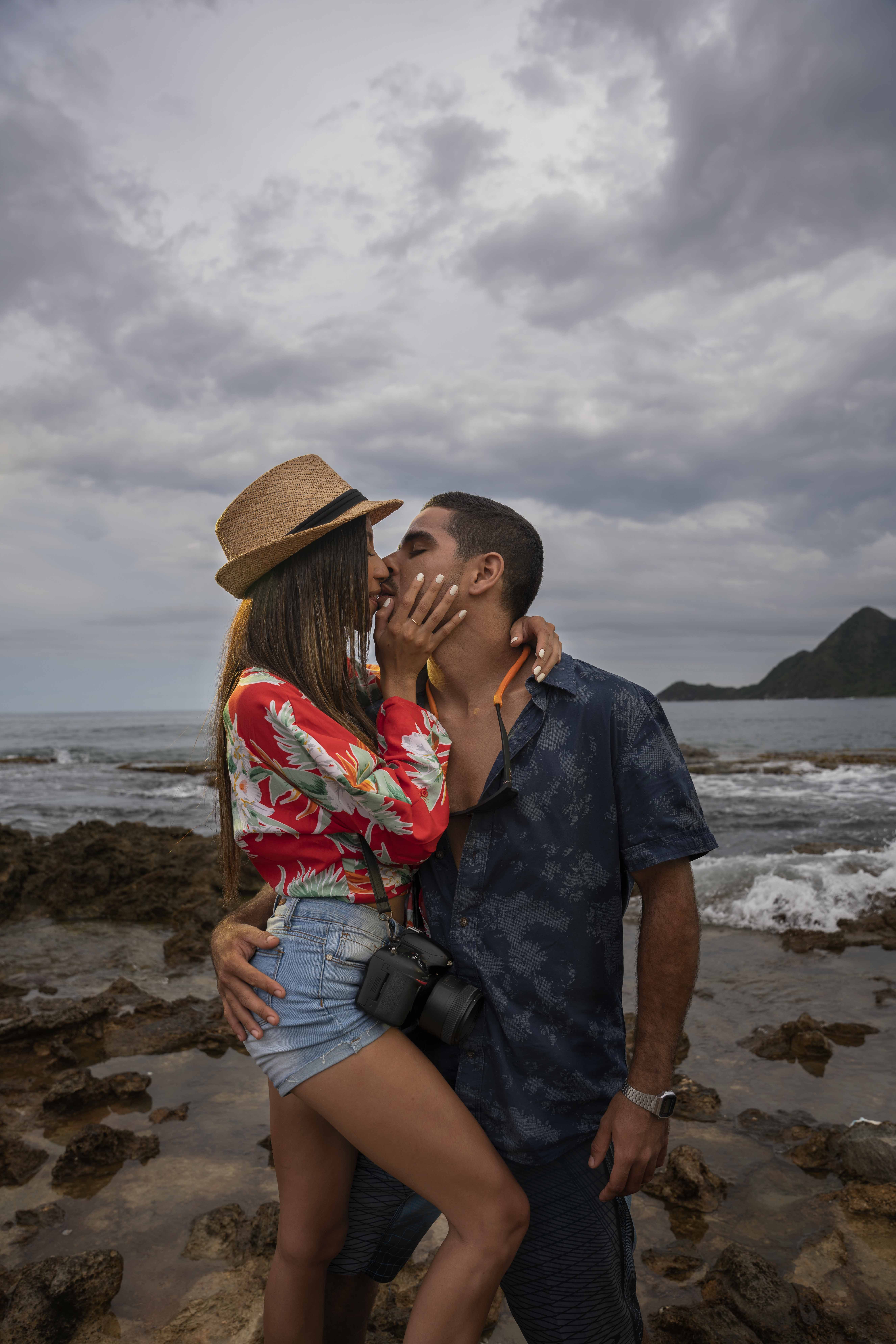 Daniela Escalona & Manuel Melinkoff porn photos