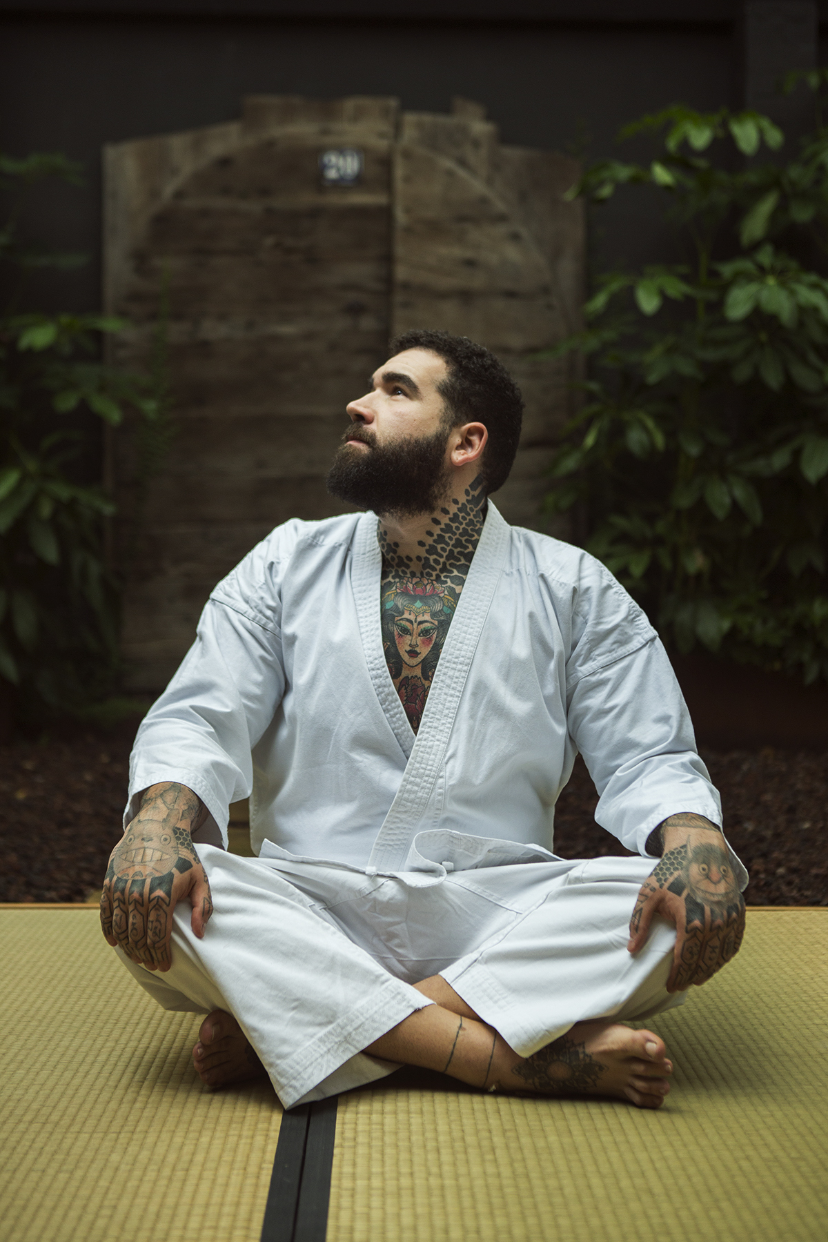 Desmond Bjúlf porn photos