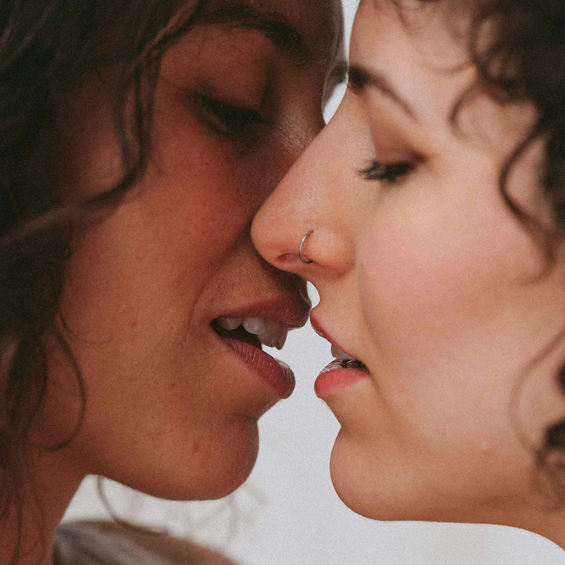 I just want to be kissed Sex Confess | XConfessions Porn for Women I just want to be kissed Sex Confess | XConfessions Porn for Women